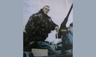 Darrel Garrett at the Kuwait border before going into Iraq 