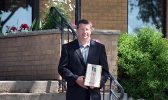 Mike Nikolai Receives Sustainable Leadership Award | Waupaca Foundry