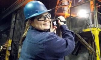 Chelsea Haselip interns at Waupaca Foundry
